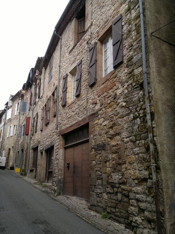 Lougat la maison des chats Cordes-sur-Ciel Chambre photo